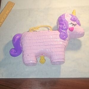 Polly Pockets Unicorn Doll House